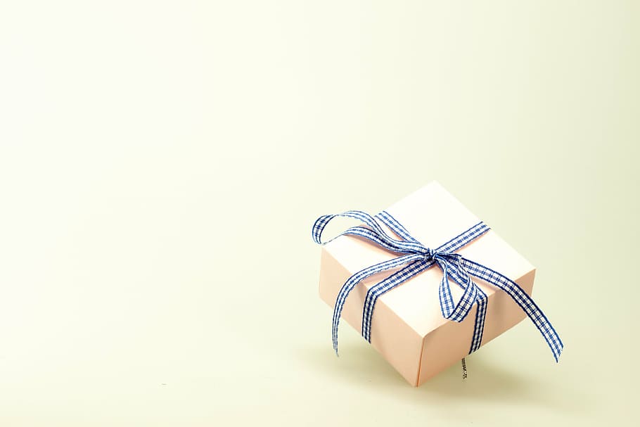 beige gift box with black and white ribbon, made, surprise, loop, HD wallpaper