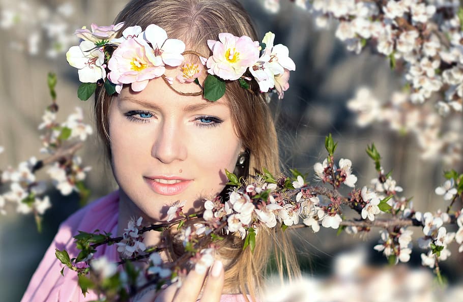 spring, the cherry blossoms, girl in a wreath, beautiful girl, HD wallpaper