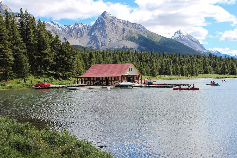 HD wallpaper: maligne lake, canoe rental, canadian rockies, mountains, blue  | Raystown Lake rentals