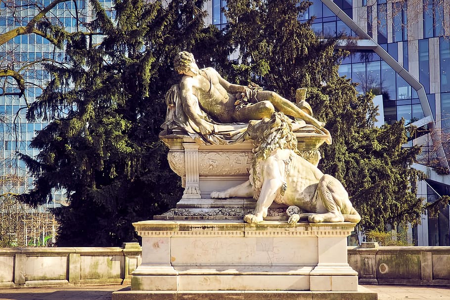 statue, monument, figure, lion, sculpture, artwork, commemorate HD wallpaper