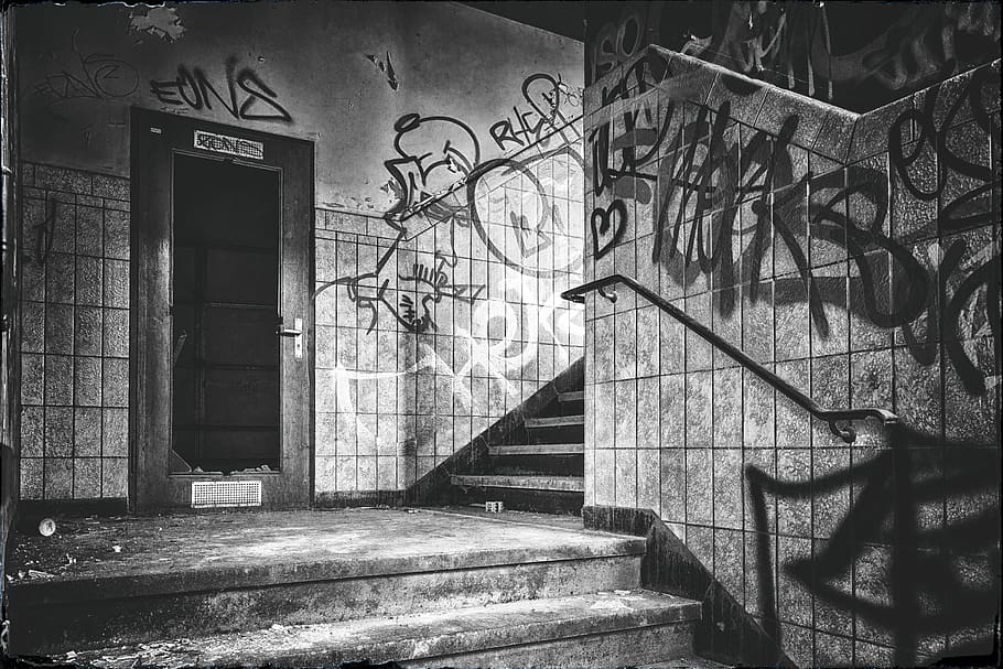 graffiti on walls inside building, lost places, black white, pforphoto