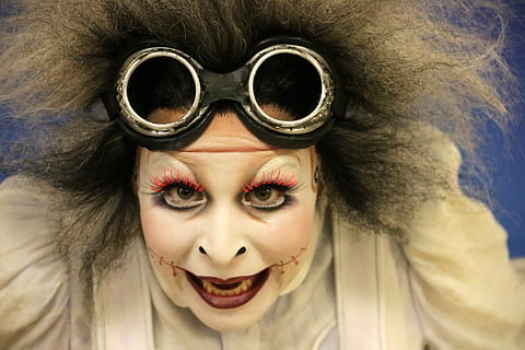clown, face, mime, portrait, spooky, looking at camera, one person HD wallpaper