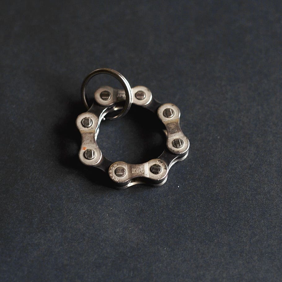 chain, ring, metal, articles, indoors, studio shot, close-up HD wallpaper