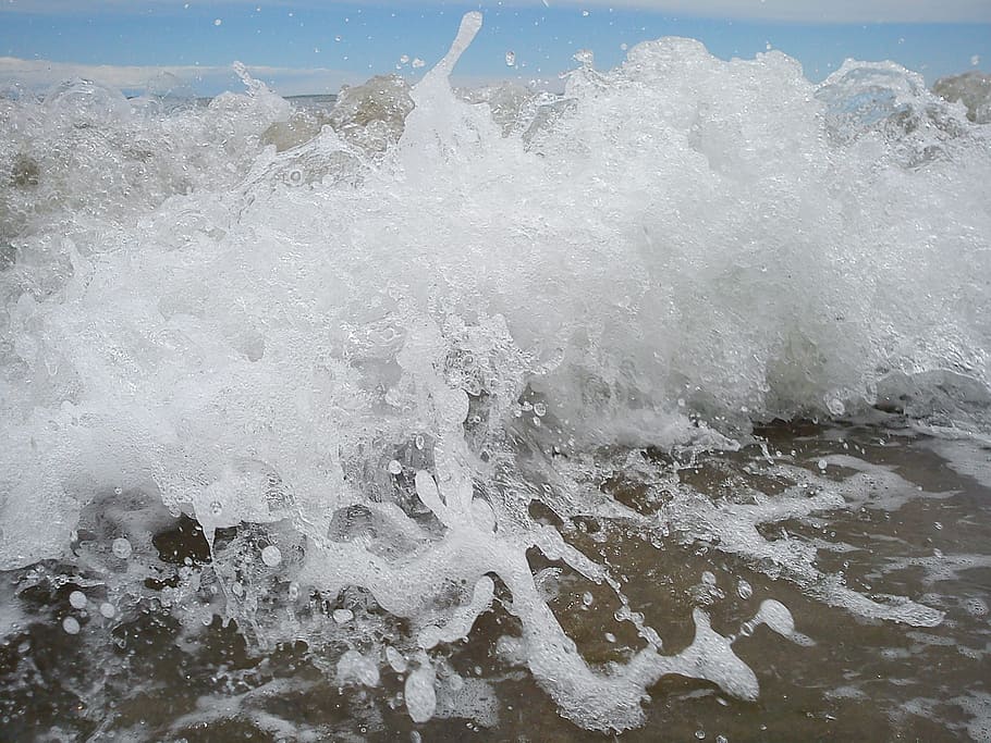 wave, spray, foam, sea, beach, inject, chaos, break, water HD wallpaper