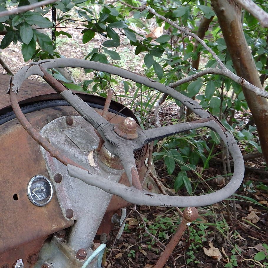old, worn, rusty, tractor, steering wheel, vintage, antique HD wallpaper