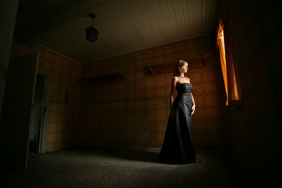 alone, dark, dress, elegance, elegant, room, spooky, window HD wallpaper
