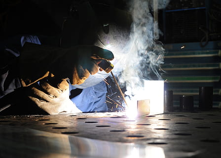 person wearing welding mask welding inside room, Construction, Worker HD wallpaper
