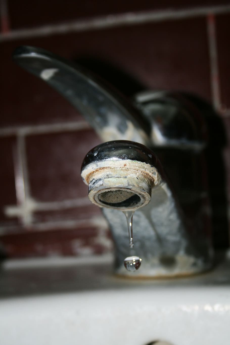 faucet, drip, water, old, broken, metal, no people, close-up HD wallpaper