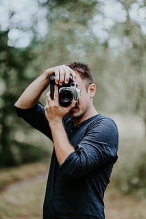 Photographer taking photos of a beautiful, young woman, work HD wallpaper