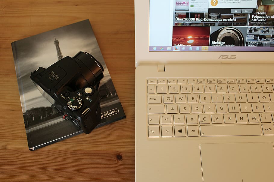 camera, notebook, keys, work, technology, camera - Photographic Equipment HD wallpaper