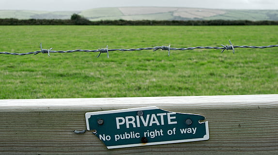 private no public right of way signage, prohibit, block, prevent HD wallpaper