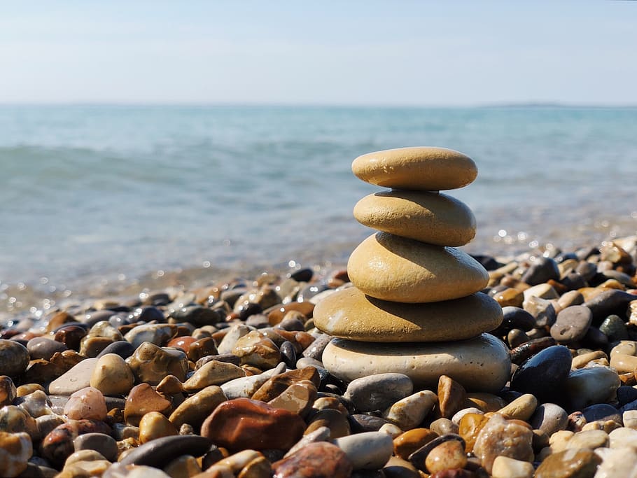 rock balance, stacked, zen, harmony, tranquil, relax, beach HD wallpaper