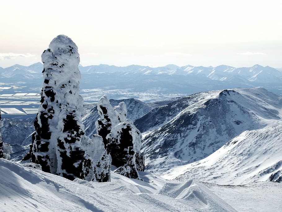 mountains, ridge, winter, snow, frost, cold, snowdrifts, snowflakes HD wallpaper