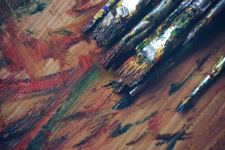 assorted-color paint brush on brown wooden table, art, art supplies, HD wallpaper