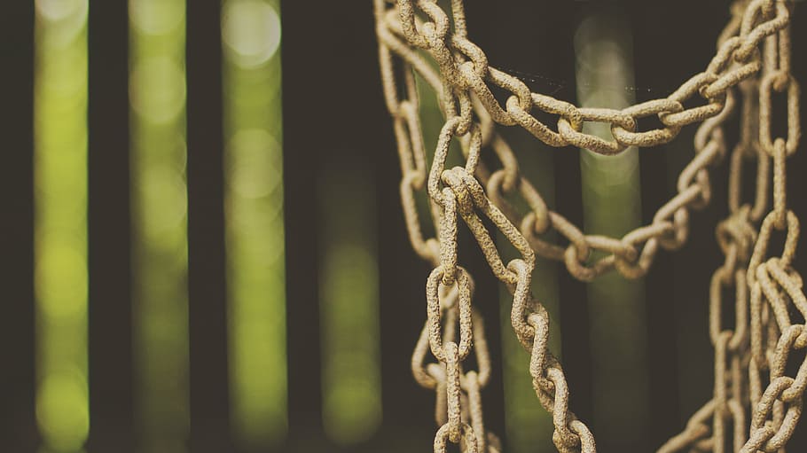 blur, close-up, rusty, steel, prison, fence, security, metal HD wallpaper