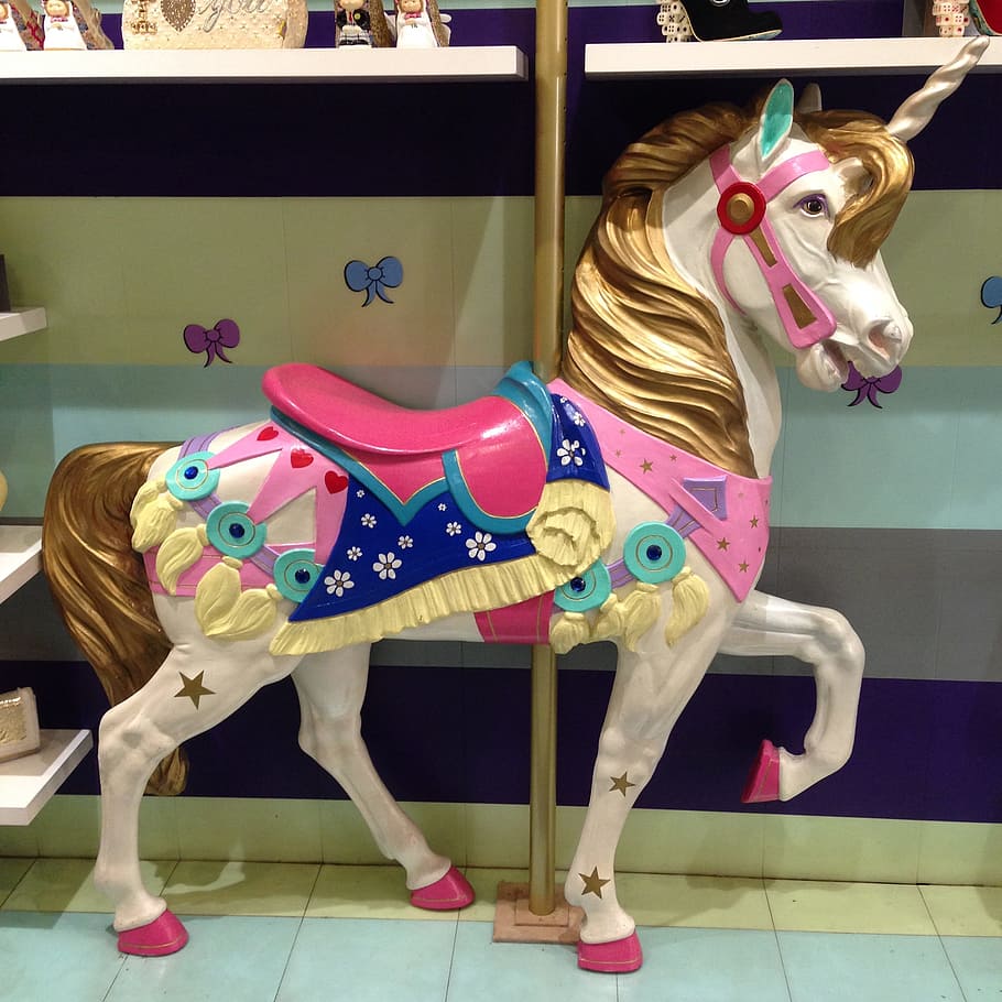 carousel horse decor, Unicorn, Kitsch, decoration, cheesy, decorative HD wallpaper