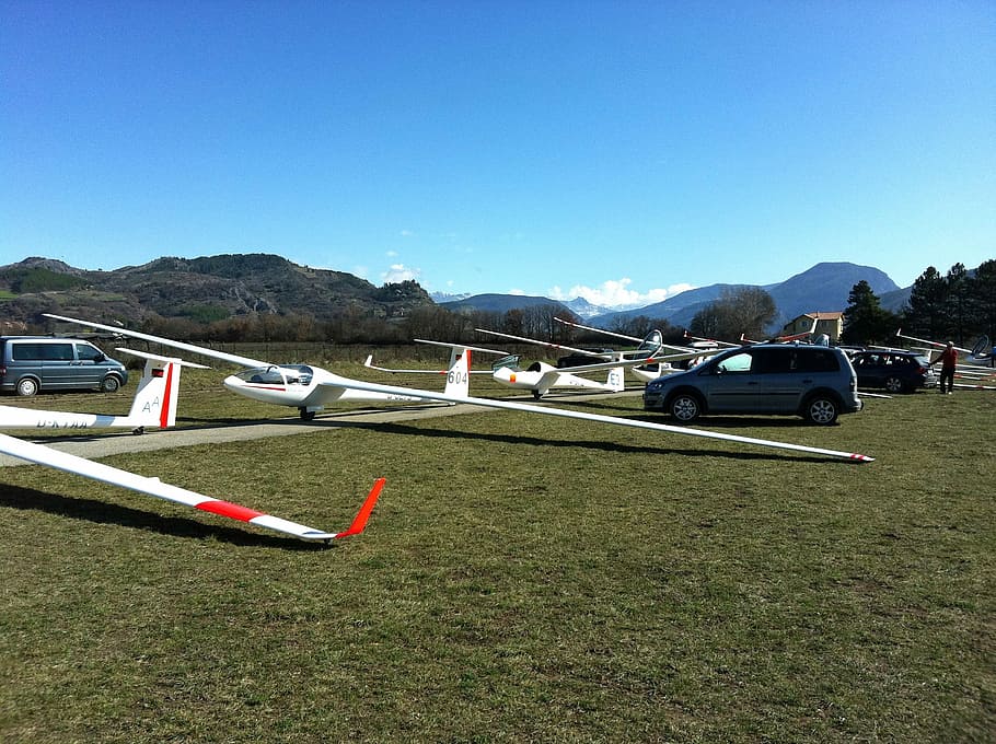 Gliders, People, Vehicles, Clouds, sky, aircraft, landscape HD wallpaper