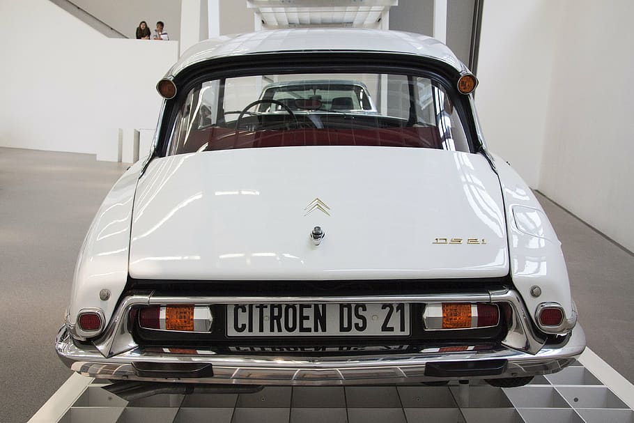 back view photo of white Citroen DS21, ds 21, automotive, citroën, HD wallpaper