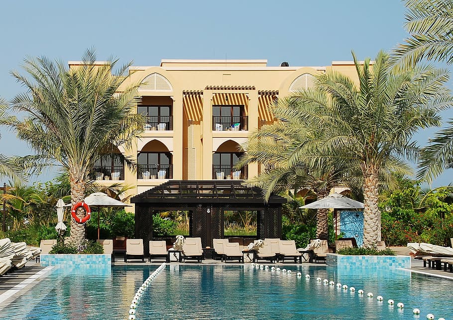 u a e, hotel, pool, holiday, palm trees, sun, beach, sea, tourists HD wallpaper