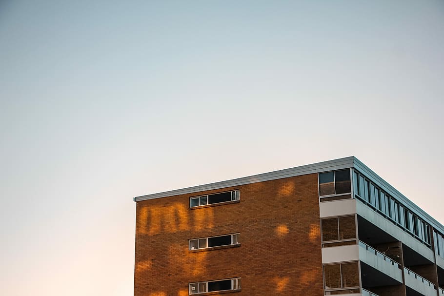 brown and white concrete building, brown and white concrete buildings HD wallpaper
