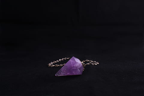 pendulum, violet, stone, amethyst, black background, studio shot HD wallpaper