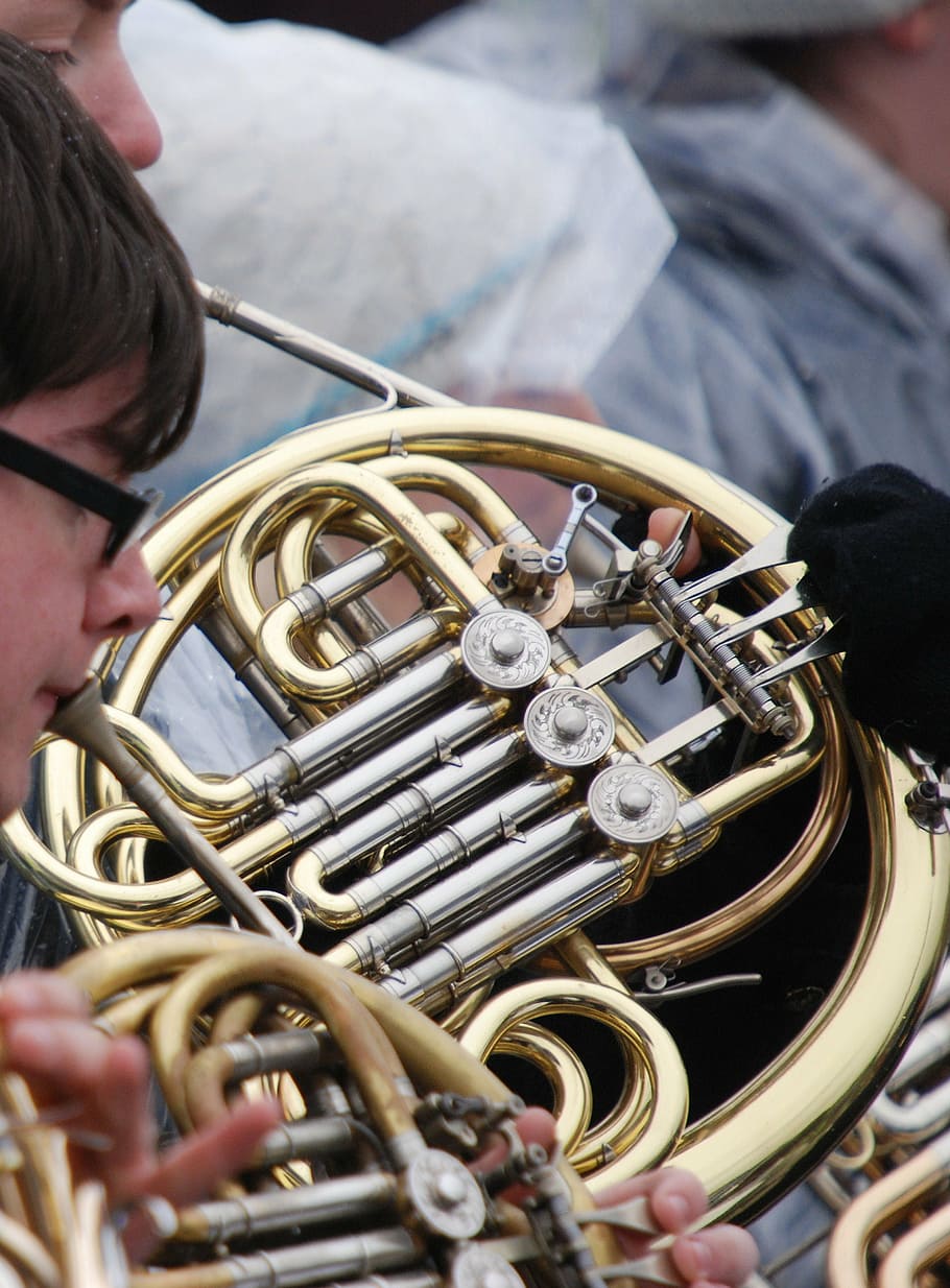 horn, french horn, instrument, musical, outdoors, winter, musical instrument