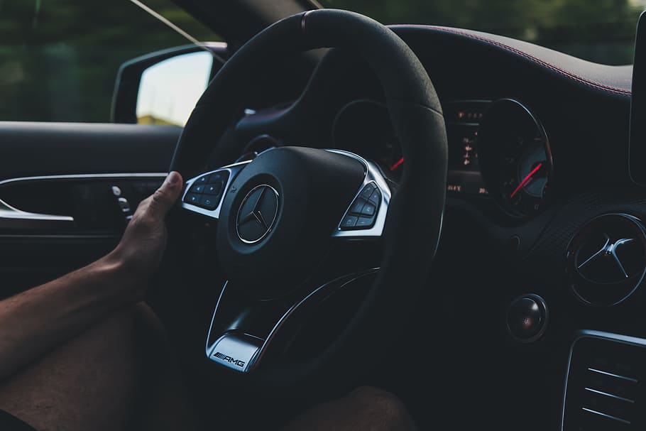 car-steering-wheel-mercedes-hand.jpg