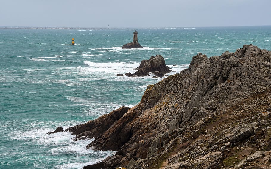 Mar rock. Франция мыс Финистер. Мыс Пуэнт-де-Корсан, Finistère. Тихий океан Приморский край фото. Бретань сказки о море.