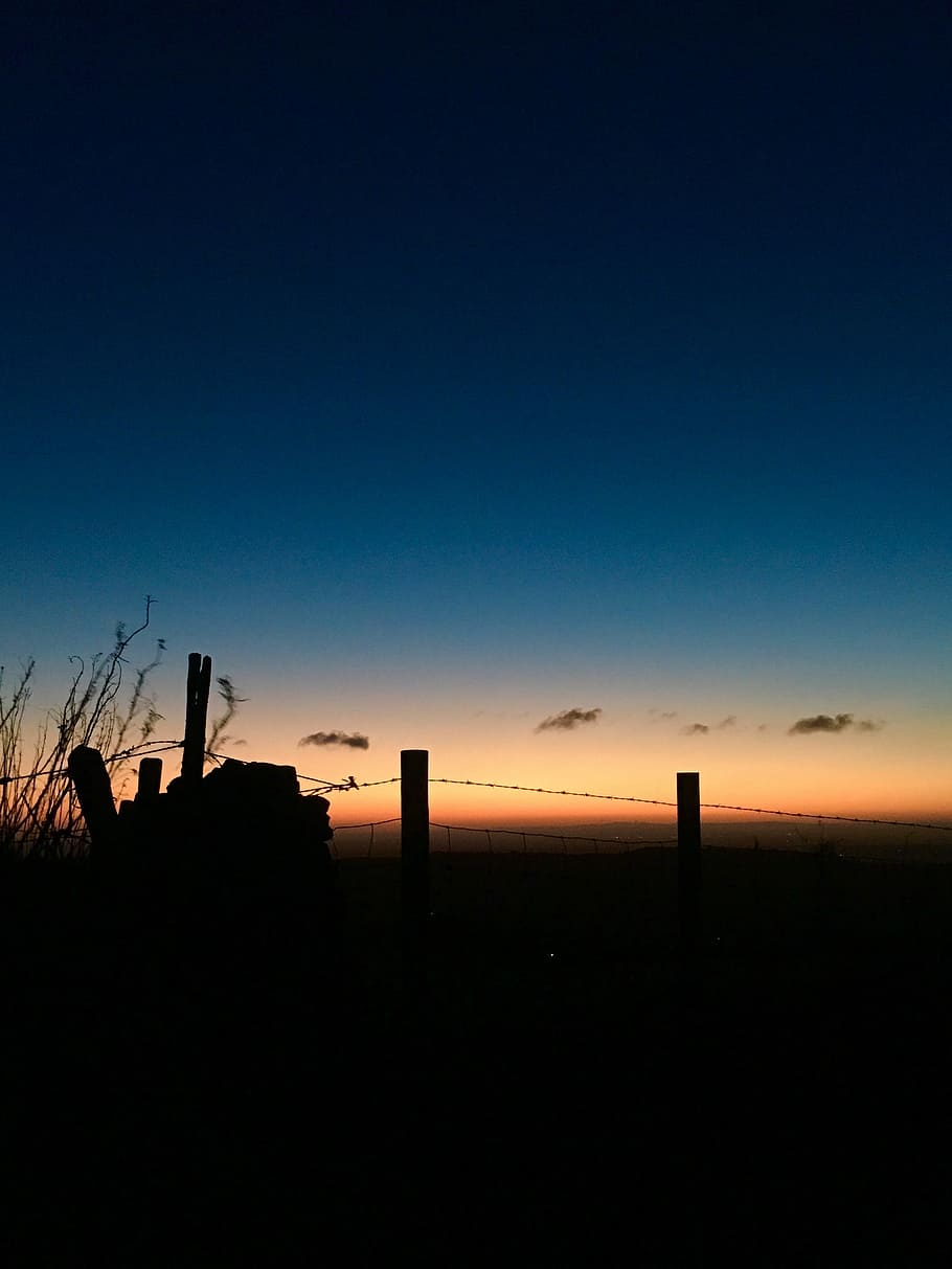 Cheshire sunset and sillhouettes, silhouette of fence at golden hour HD wallpaper