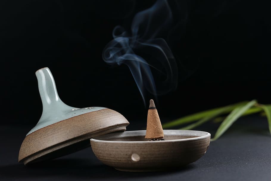 brown humidifier, incense, traditional, smoke, china, zen, meditation, HD wallpaper
