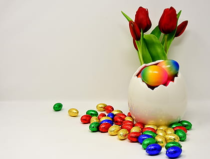 assorted-color eggs beside white vase, easter, easter eggs HD wallpaper
