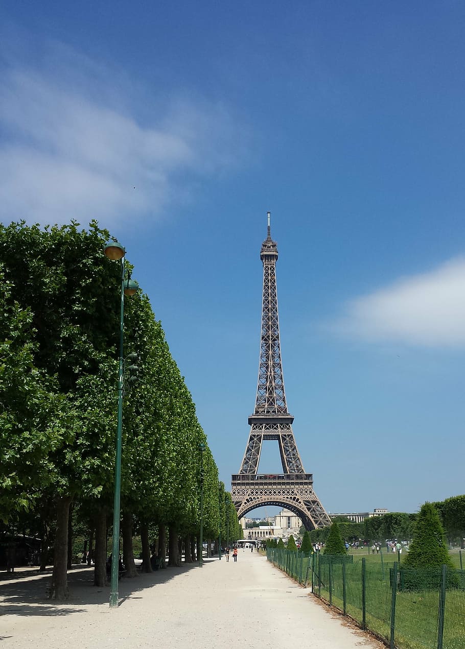HD wallpaper: Eiffel Tower, Paris during day, places of interest,  destinations | Wallpaper Flare