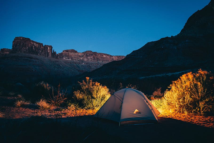 gray dome tent in front of plateau during nighttime, camping, HD wallpaper