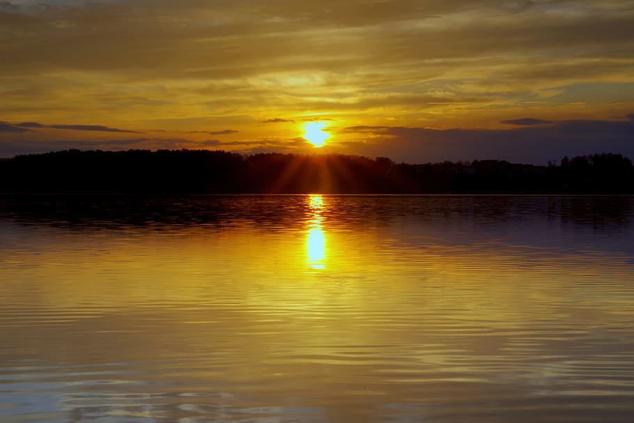 Sunset, Water, Lake, River, Sea, Pond, evening, glow, clouds HD wallpaper