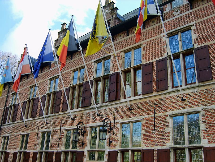 facade, flags, old, ekeren, castle, building, architecture HD wallpaper