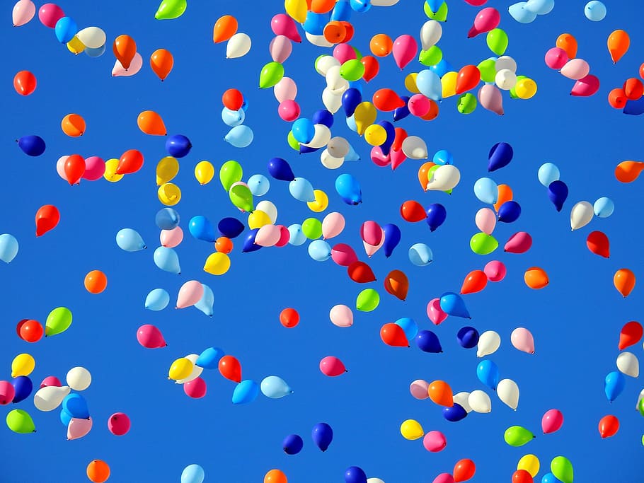flying balloons up in the air, party, carnival, move, sky, birthday, HD wallpaper