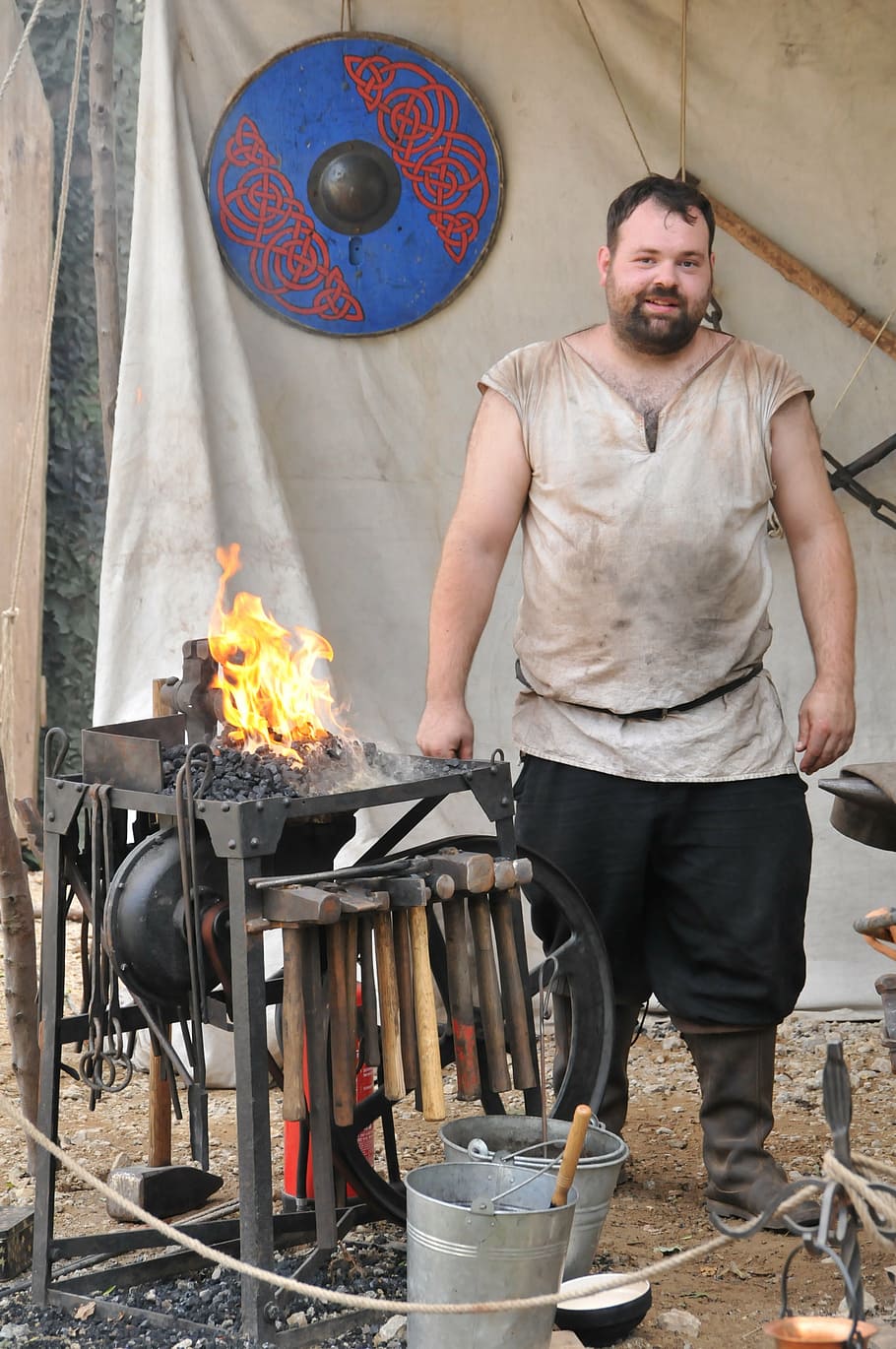 blacksmith, middle ages, market, fire, man, burning, casual clothing HD wallpaper