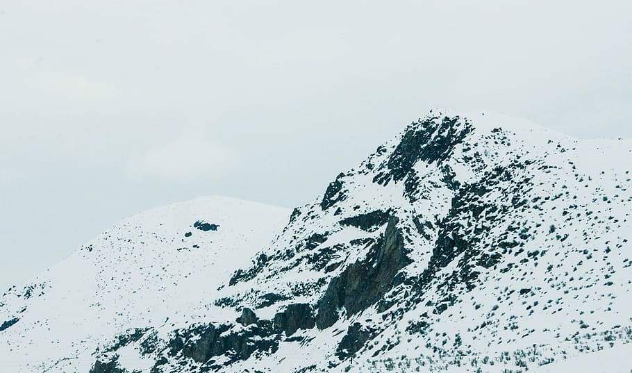 Snow Covered Mountains, mountain covered with snow, climb, rocky HD wallpaper