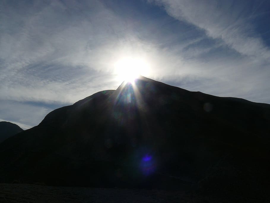 Mountain, Upstream, Sunset, sibillini, sunbeam, lens flare HD wallpaper
