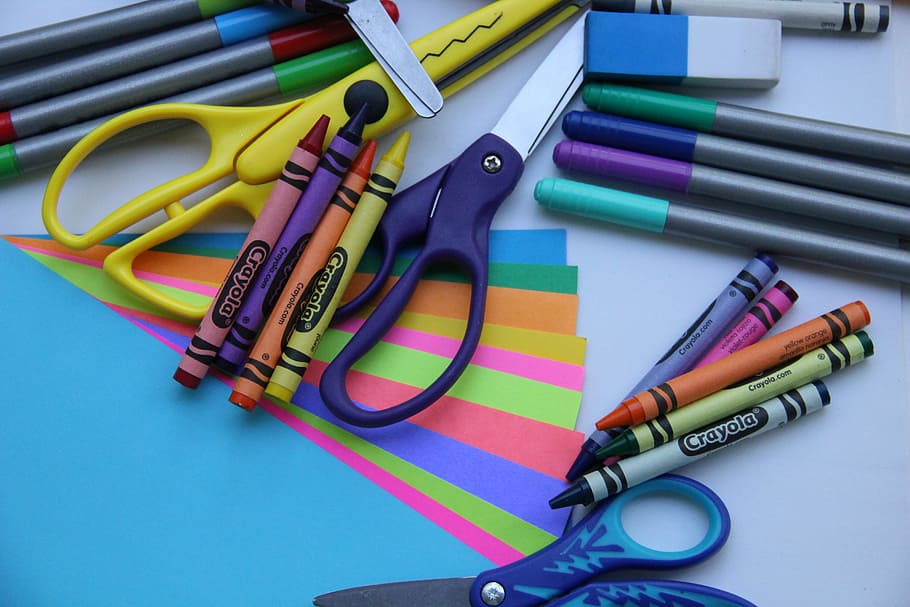 assorted-color Crayola crayons on table with scissors, school supplies, HD wallpaper