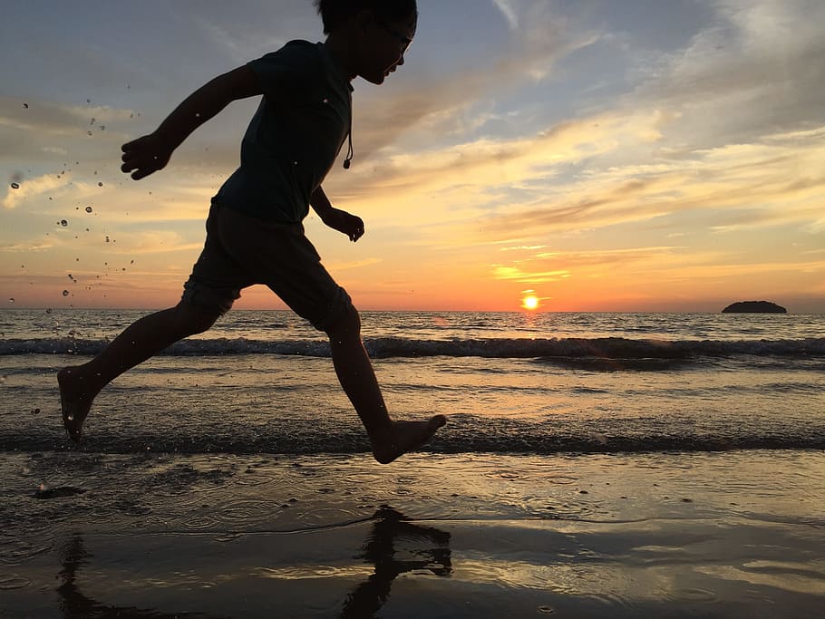 sunset, run, youth, water, sea, sky, beach, land, full length HD wallpaper