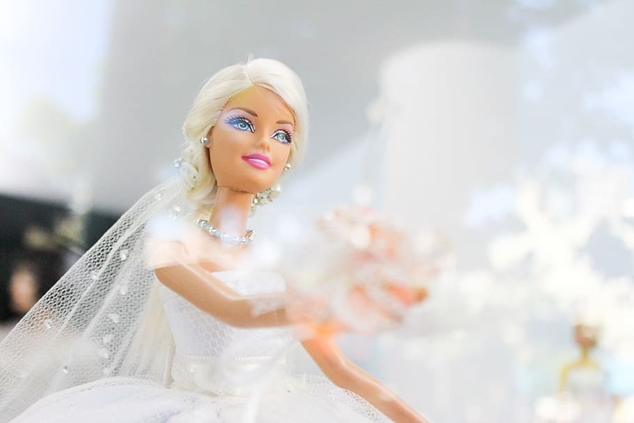 Barbie Doll wearing white wedding dress, bride, marriage, children, HD wallpaper