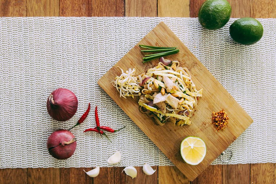 Food being prepared on a chopping board, food/Drink, healthy, HD wallpaper