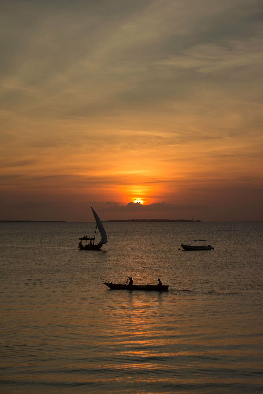 three boat on the ocean during golden hour photography, background, HD wallpaper