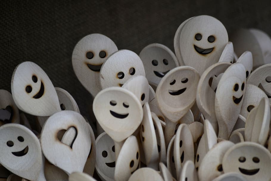 cut-out wooden spoons, varechy, smiley, folklore, eastern, mallets HD wallpaper