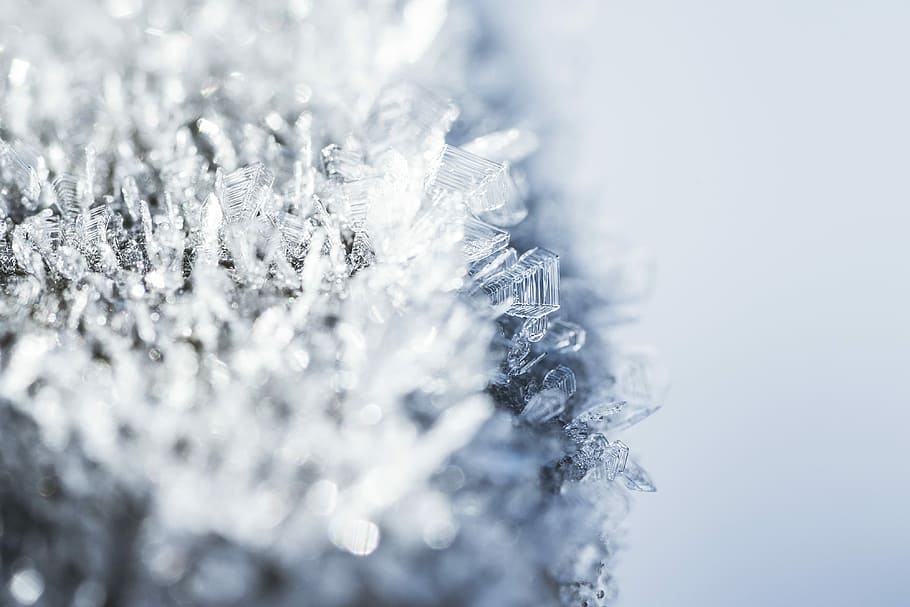Morning Hoar Frost Frozen Snowflakes Close Up, abstract, blue HD wallpaper