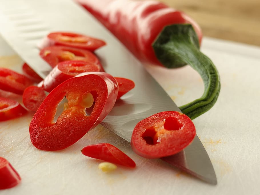 pepperoni, cut, knife, sharp, red, food and drink, freshness HD wallpaper