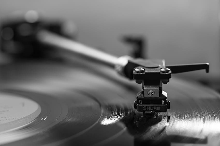 shallow focus of turntable, brand, data, mono, music, phonograph record