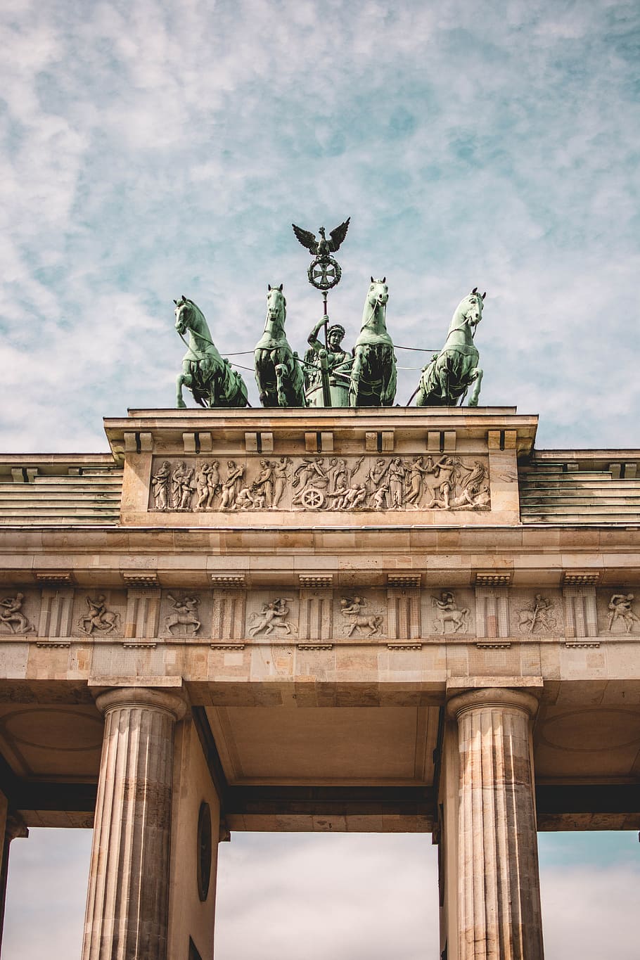 horses statue, brandenburg gate, berlin, goal, landmark, building