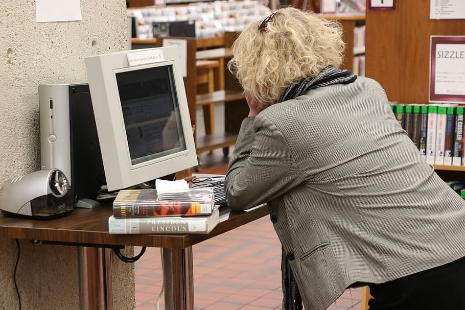 woman using desktop, database, library, catalog, search, computer HD wallpaper